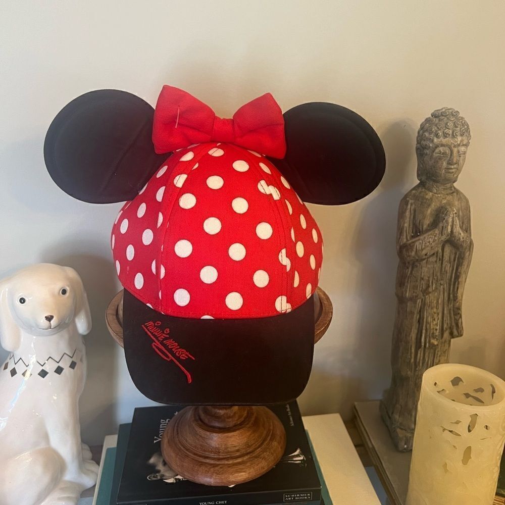 Disney Parks Minnie  Mouse Polka Dot Hat. Walt Disney World.  Youth size.
